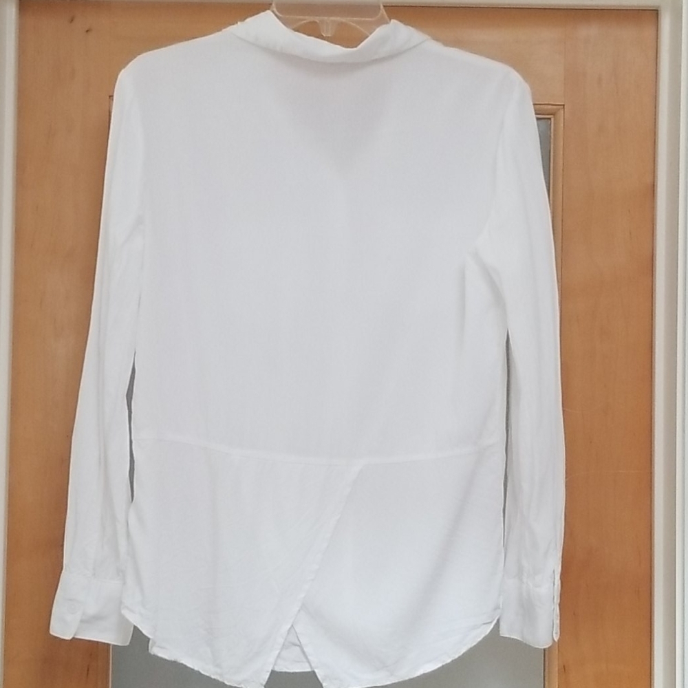 BLL | Blouse - Picture 3 of 8